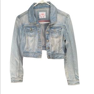 Jean jacket denim jacket